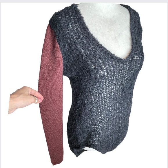 Helmut Lang Mohair Alpaca Wool Long Sleeve V Neckline Asymmetrical Hem S - Picture 2 of 11